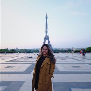 Meet your Posher, Malissa